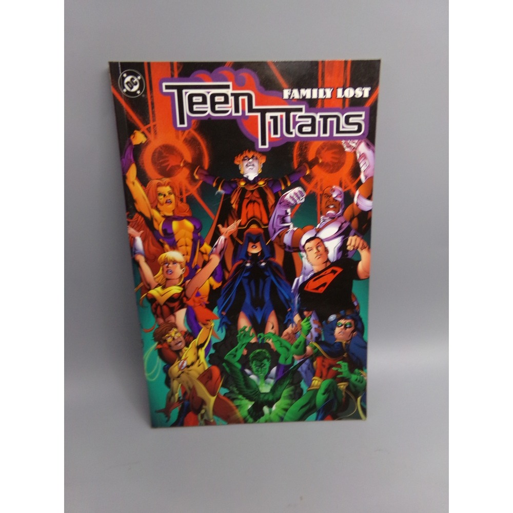 Teen Titans Family Lost‎ Comic Book DC Comics 2005